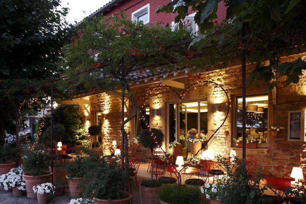 Auberge Du Paradis Saint-Amour-Bellevue Екстериор снимка