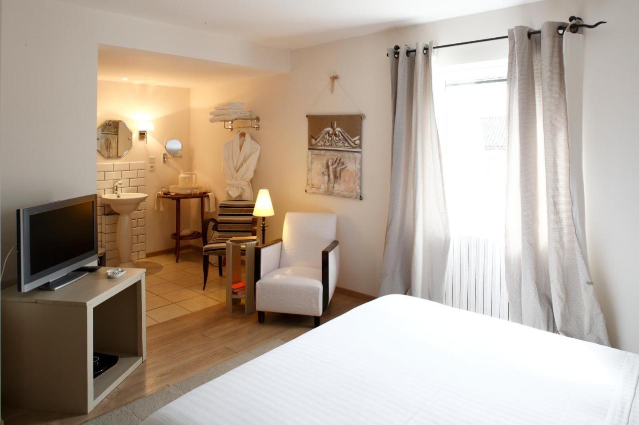 Auberge Du Paradis Saint-Amour-Bellevue Екстериор снимка